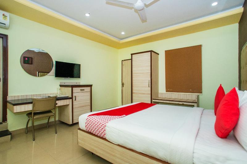 Oyo 6960 Kengeri Hotel Bangalore Bagian luar foto